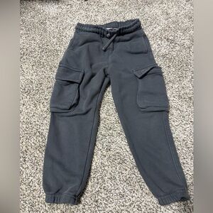 ZARA sweatpants 
Dark Gray
4-5 years